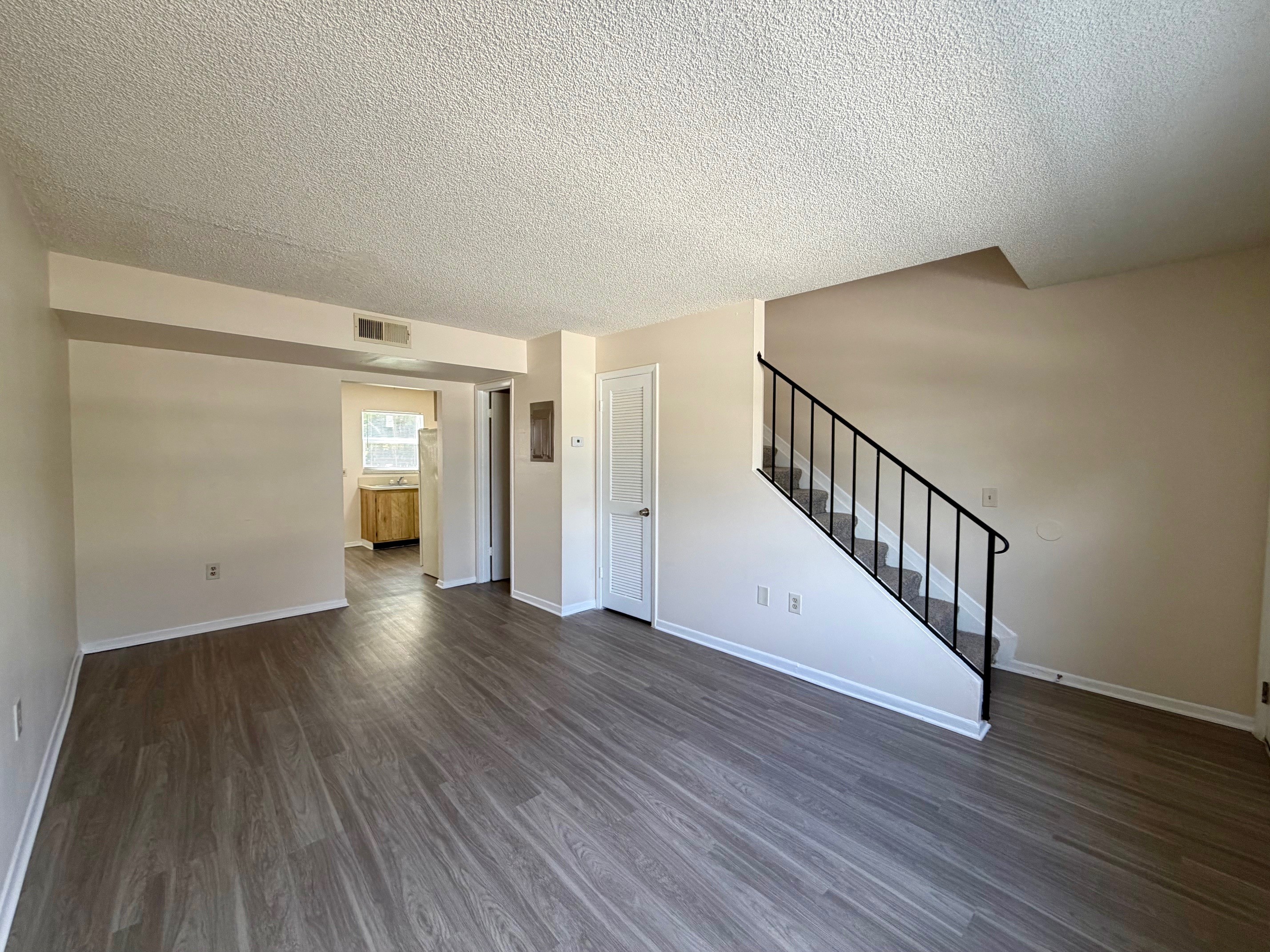 664 SW 35th Street Apt 3